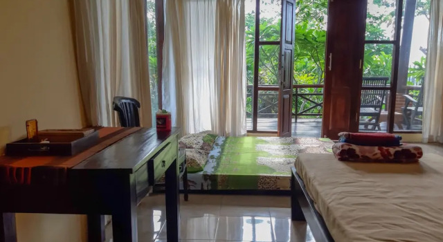 Oyo 3070 Villa Lovina Eco Lodge, Rezervovat Vila Chaty v Bali, Chalupa