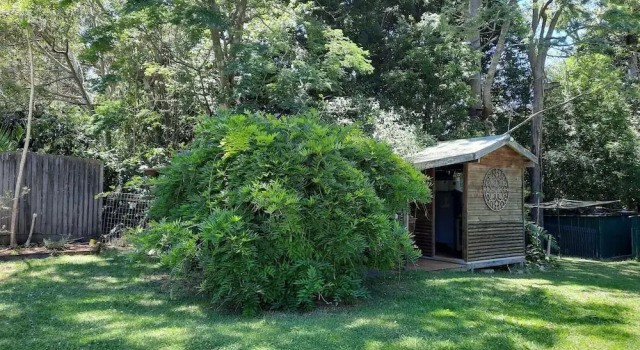 Коттедж Renovated 2-Bed Cottage