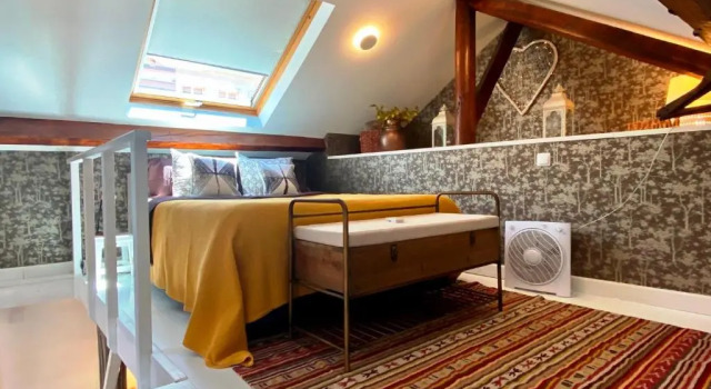 Студия Deluxe Мансарда Studios with Mezzanine Rua da Moeda