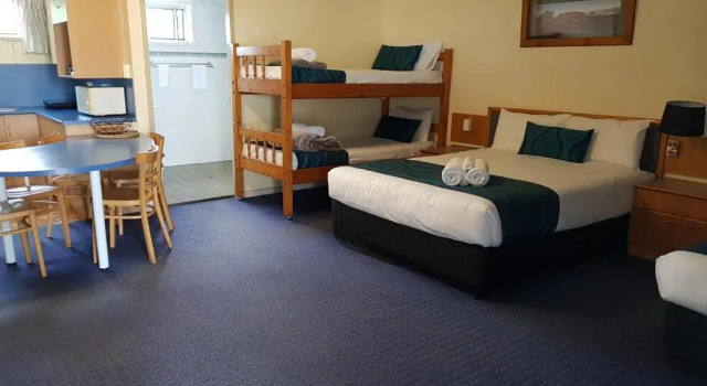 Люкс Цокольный этаж The Q Motel Rockhampton