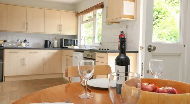 Woodlands Cottage, Varaa Lomakoti Mökit kohteessa Merseyside, Mökki