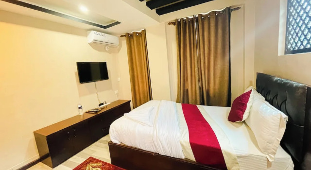 Номер Deluxe Hotel Lotus Grand Pvt Ltd