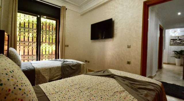 Discover our Charming Garden Ground Floor, Забронировать Дом для отпуска Отели Марракеш-Тенсифт-Эль-Хауз с бассейном, Бассейн