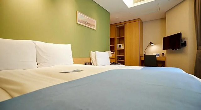 Семейный номер Standard Days Hotel by Wyndham Seoul Myeongdong