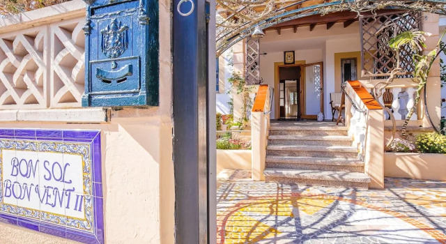 Villa Saturn, Book Villa El Toro Mallorca