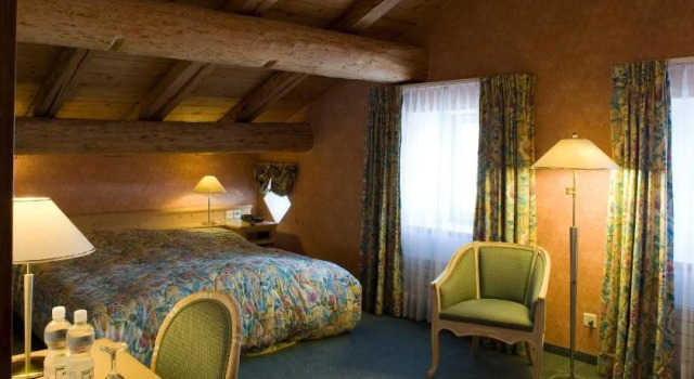 Hotel Post Cunter Biancardi, Book Hotel Cunter Grisons