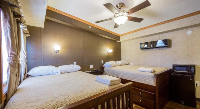 Karnes County Lodge, Varaa Hotelli Karnes City Texas