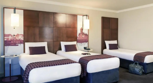 Трёхместный номер Classic Holland House Hotel Cardiff By Sunday