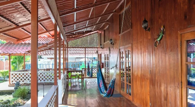 Ekonomiczny pokój Pangea Lodge
