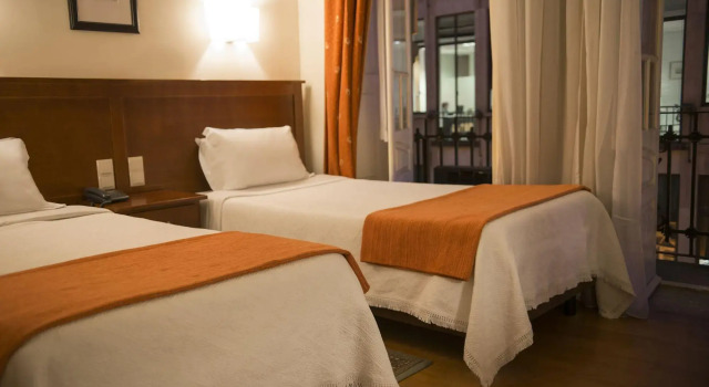 Hotel Aliados, Забронировать Отель Cedofeita / Santo Ildefonso / Se / Miragaia / Sao Nicolau e Vitoria Порту, рядом с Театр Coliseu do Porto
