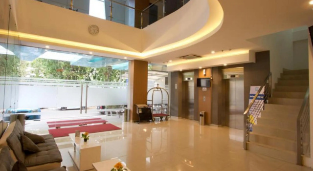 Hotel 88 Grogol by WH