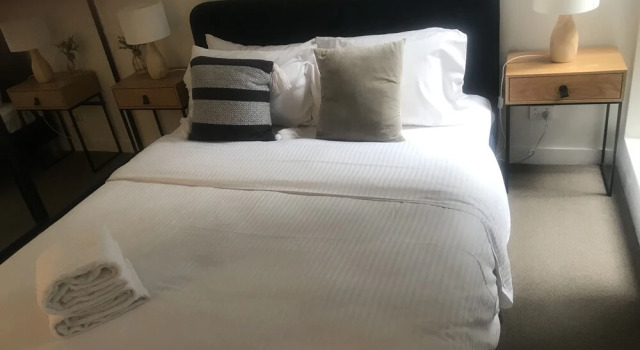 Pampas Grass Homestay A, 预订 酒店 Keysborough 墨尔本地区