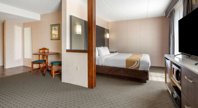 Двухместный люкс Quality Inn Montgomeryville-Philadelphia