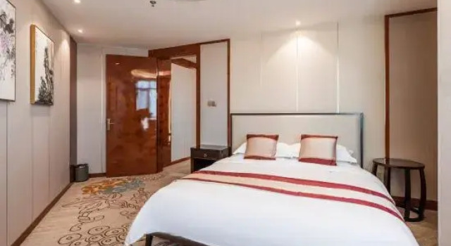 Люкс Deluxe Shengtang International Hotel