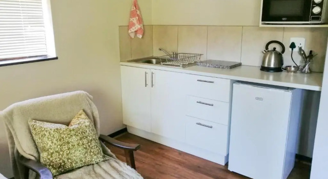 The Red Gate Suite for Garden Route tranquility