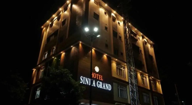 Hotel Sinka Grand, Rezerwuj Hotel Hotele w Andhra Pradesh z parkingiem, Parking