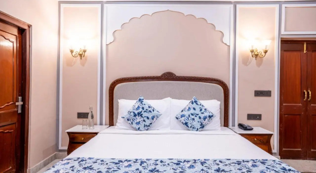 juSTa Alwar Bagh Resort, Sariska, Забронировать Отель Отели штата Раджастхана с бассейном, Бассейн