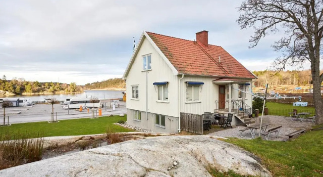 Кровать в общем номере Lagunen Cottages and Hostel