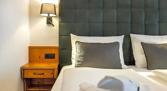 Номер Deluxe Hotel loj - our kind of place