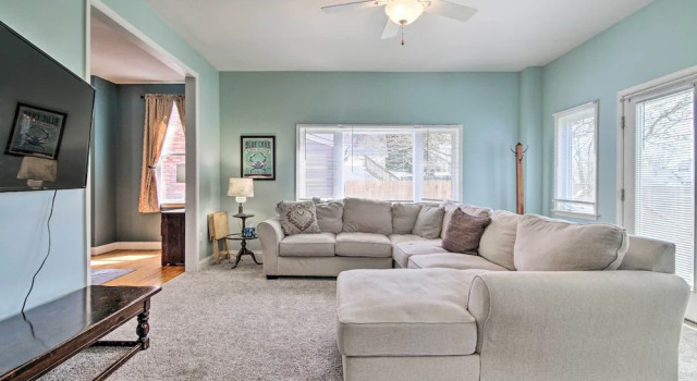 Коттедж Family-friendly Cambridge Home w/ Fire Pit!