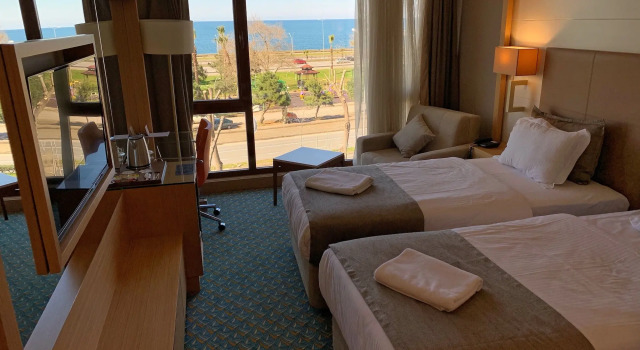 Blue Sea Hotel