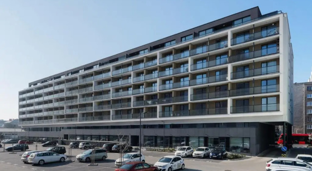 Central Point by Zoom Apartments