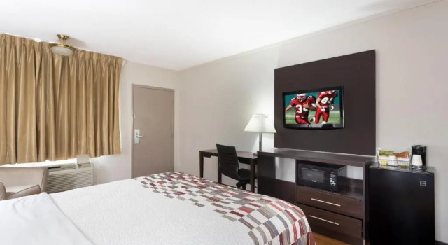 Двухместный номер Deluxe Red Roof Inn Meridian
