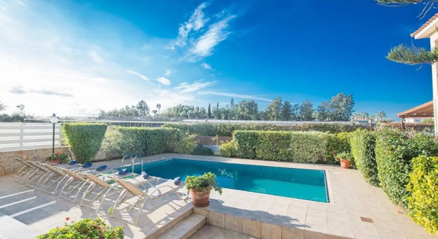 Вилла Villa Ayia Triada, Beautiful 5Bdr Villa With Pool, Close To All Beaches