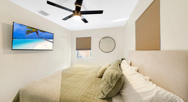 Blue Ocean Retreat in Fort Lauderdale, Забронировать Вилла Виллы Форт-Лодердейл, рядом с Richardson Historic Park &amp; Nature Preserve, Вилла