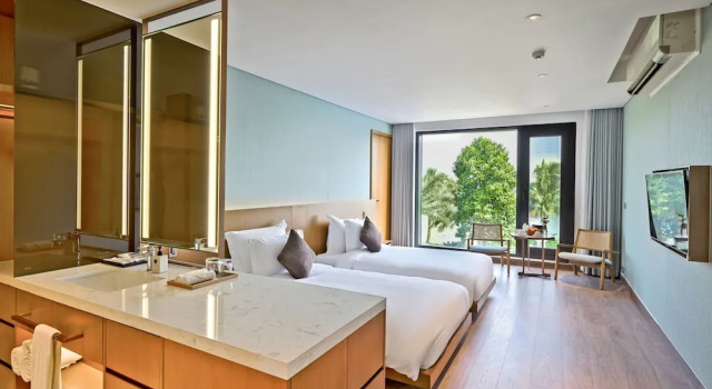 Семейный номер Standard с видом на озеро The Five Resort & Golf Hoang Gia Ninh Binh