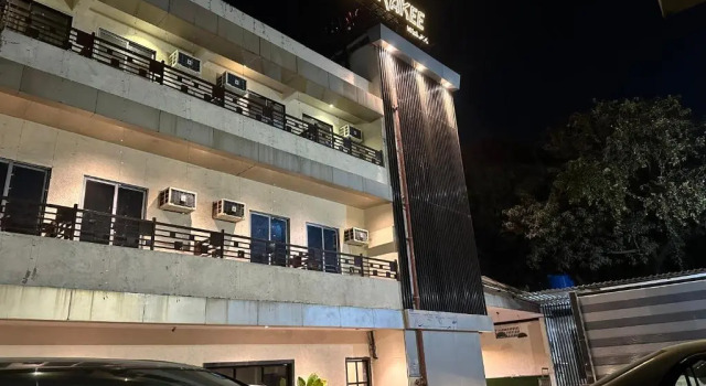 Hotel Merakee - Near Dahisar Mira Road Mumbai, Забронировать Отель Отели штата Махараштры 3 звезды, 3*