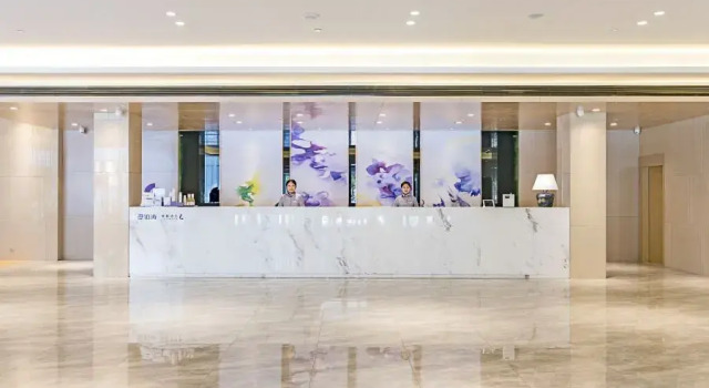 Lavande Hotel (Qinhuangdao Yingbin Road Railway Station), Book Hotel Haigang District 