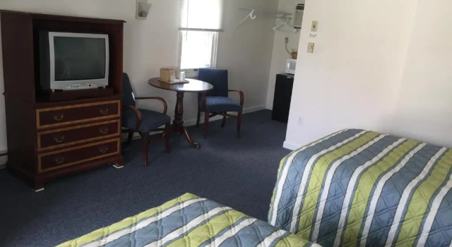 Четырёхместный номер Standard Ner Beach Motel