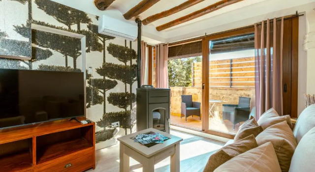 Апартаменты Apartamentos Vino Tinto y Restaurante Tomate Rosa