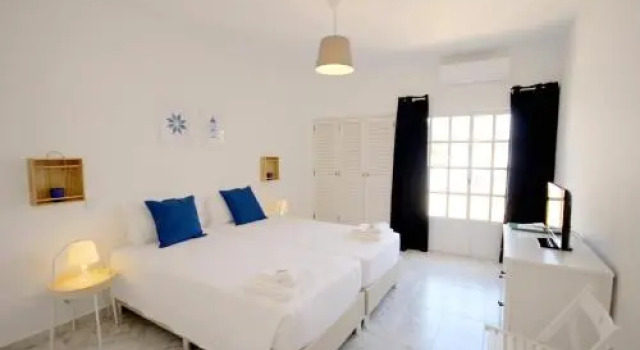 Villa Rosa B by amcf, Забронировать Вилла Отели Портиман с бассейном, рядом с Торговый центр Continente, Бассейн