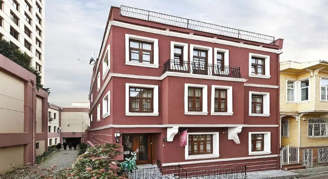 Taksim Town Residence Besiktas, Забронировать Отель Отели Бешикташ с парковкой, рядом с Стадион Иненю, Парковка