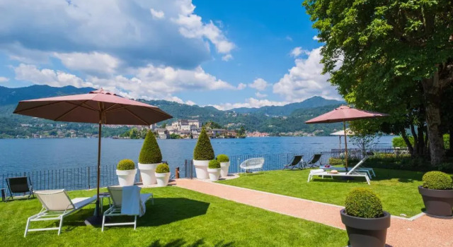 Апартаменты Bifora65 Villa storica fronte lago
