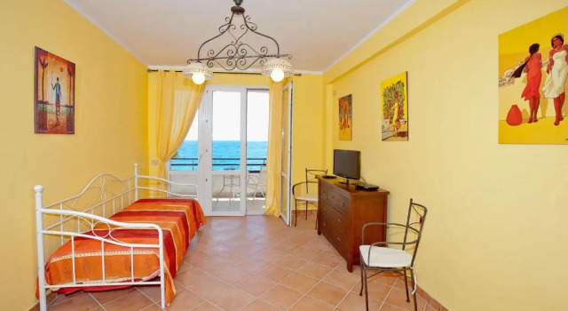 Polifemo, Book Hotel Hotels in Sicily with Parking, Parking