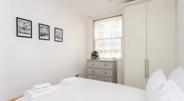 Homely 2 Bedroom Flat Near Embankment Station