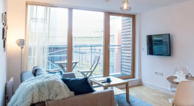 Modern 2 Bedroom Apartment in City Centre With Balcony, Забронировать Апартаменты/квартира Апартаменты Большого Манчестера, Апартаменты/квартира