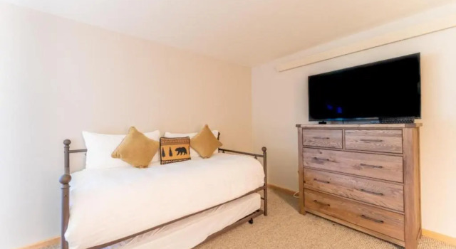 Коттедж 203 Gentian Road by Summit County Mountain Retreats