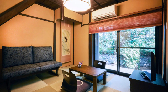 Rinn Shijo Takasegawa