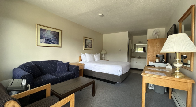 Двухместный номер Standard с балконом Chalet Inn