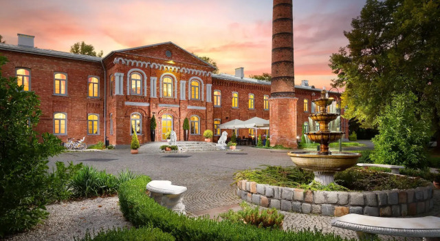 Royal Hotel Modlin, Забронировать Отель Новы-Двур-Мазовецки 