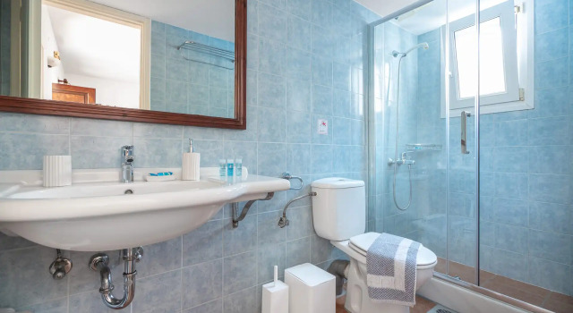 Апартаменты с 2 комнатами с видом на море Regginas Apartments