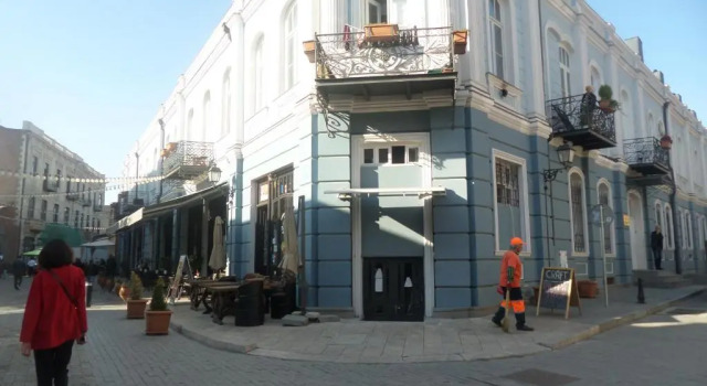 49/2 Davit Aghmashenebeli Avenue, Забронировать Отель Чугурети Тбилиси, рядом с Tеатр имени Марджанишвили