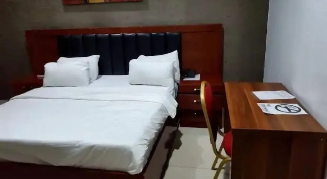 Tomats Hotel and Suites, Book Hotel Ilorin Kwara