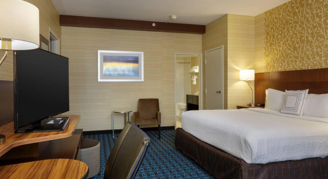 Двухместный номер Standard Fairfield Inn & Suites by Marriott Belleville