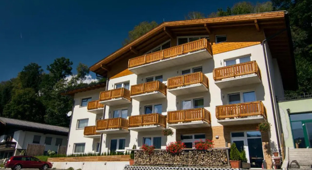 Oscar & Sons Apartments