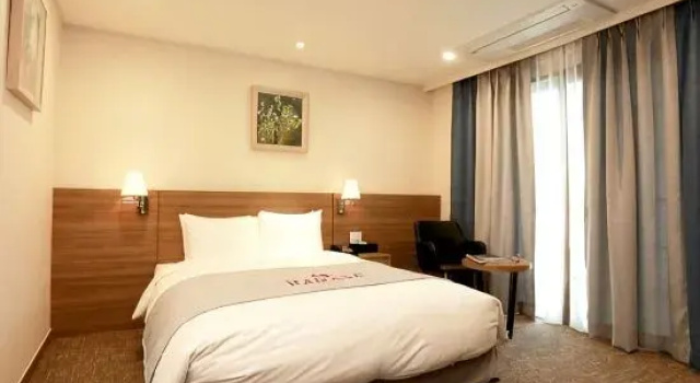 Двухместный номер Deluxe Ramada Taebaek Hotel